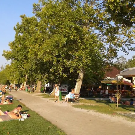 Diana Nyaralo Holiday home Balatonfenyves
